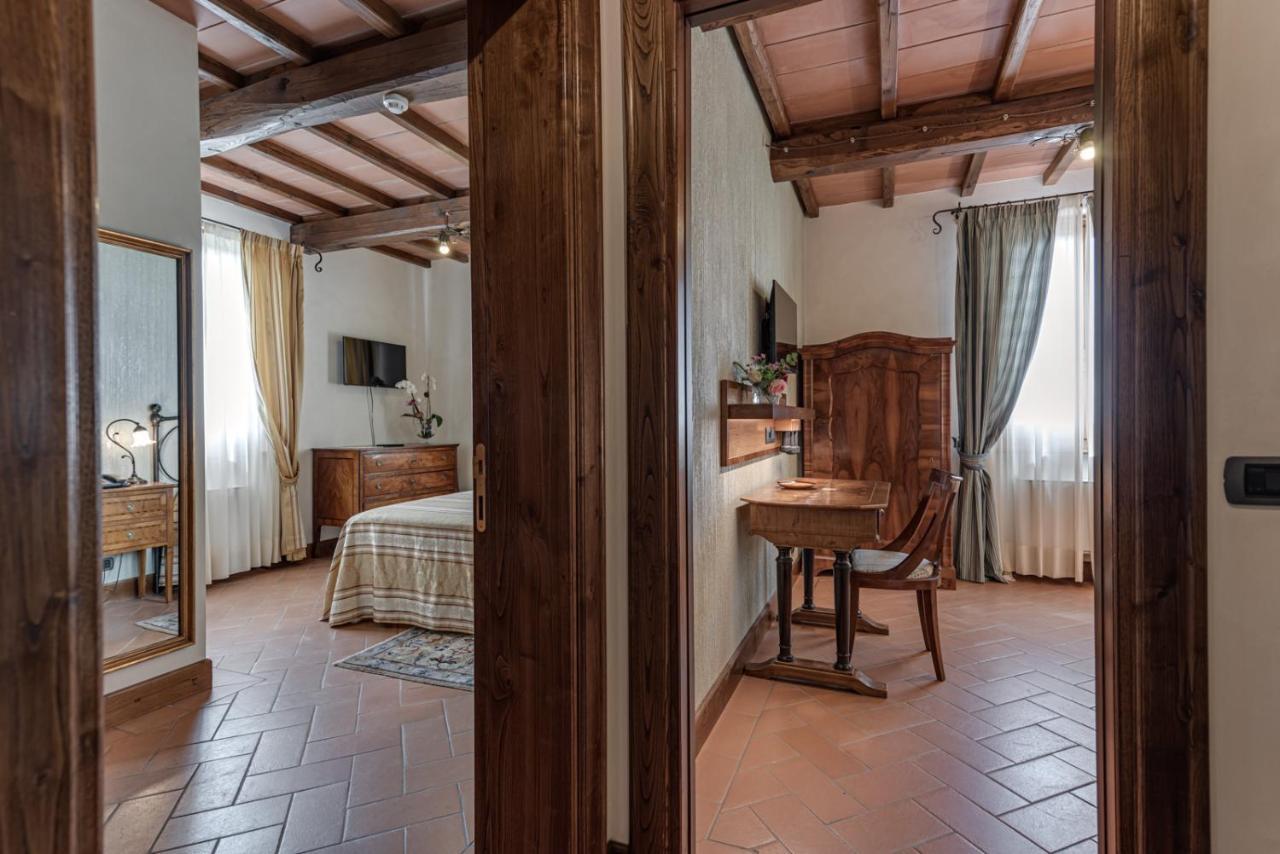 קאסטיגליונה דל לאגו Locanda Poggioleone מראה חיצוני תמונה